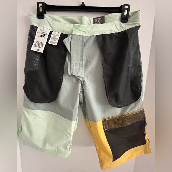 Columbia Summerdry Unlined WaterRepellent ColorBlock Adjustable Belt Nylon Short - Picture 10 of 12